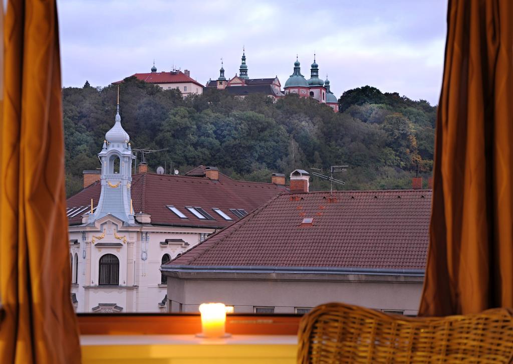 Time Cafe & Penzion Příbram エクステリア 写真