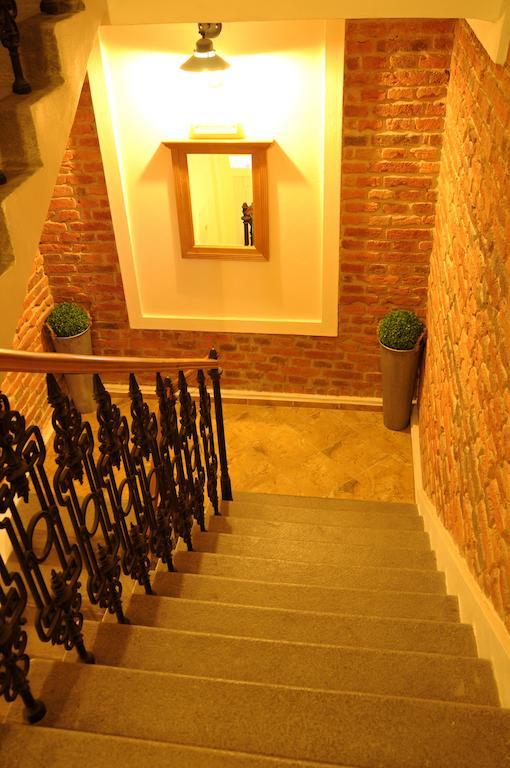 Time Cafe & Penzion Příbram エクステリア 写真